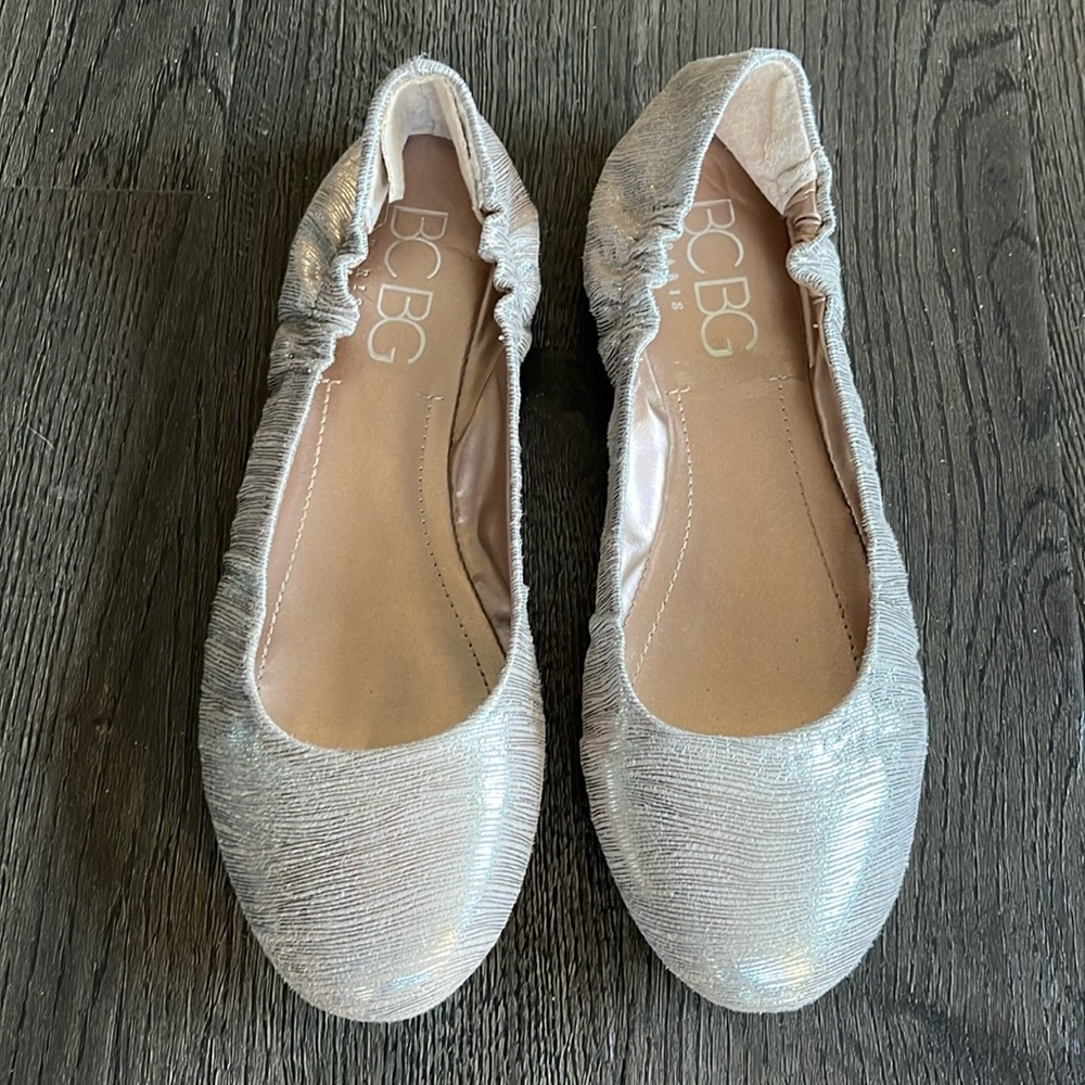 Champagne/Rose & Silver Metallic Ballet Flat - Size 8.5 - BCBG Paris - Worn Once